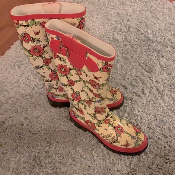 🌺 2 for $23 🌺 Fun rain boots by Sakroots - Picture 3 of 5